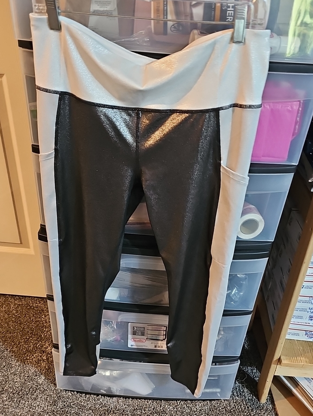 Women's Black White Shiny Panel Leggings